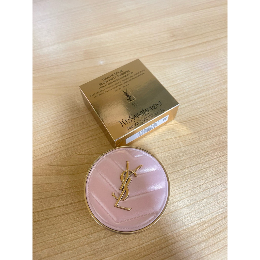 YsL Cushion Eclat Glow