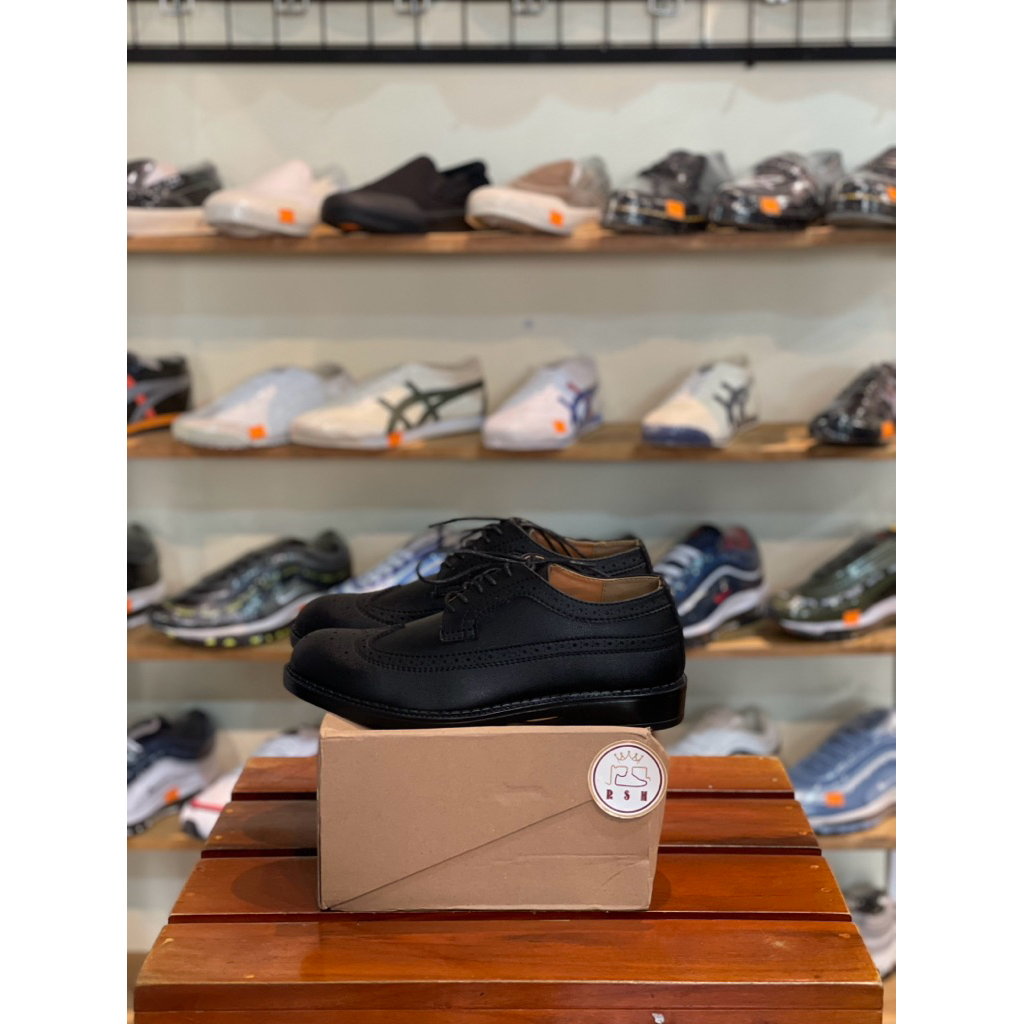 Brygan Craftmanship Derby Longwing Full Black