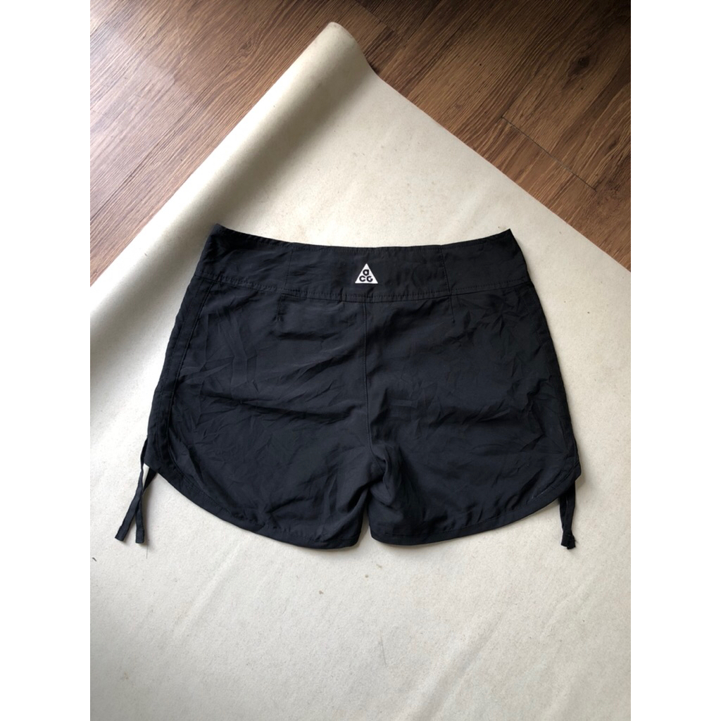 Nike Acg Short Pants size 31