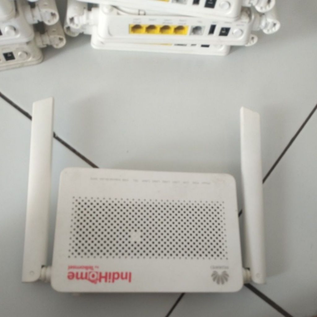MODEM ONT // HUAWEI HG8145V5 PORT BIRU