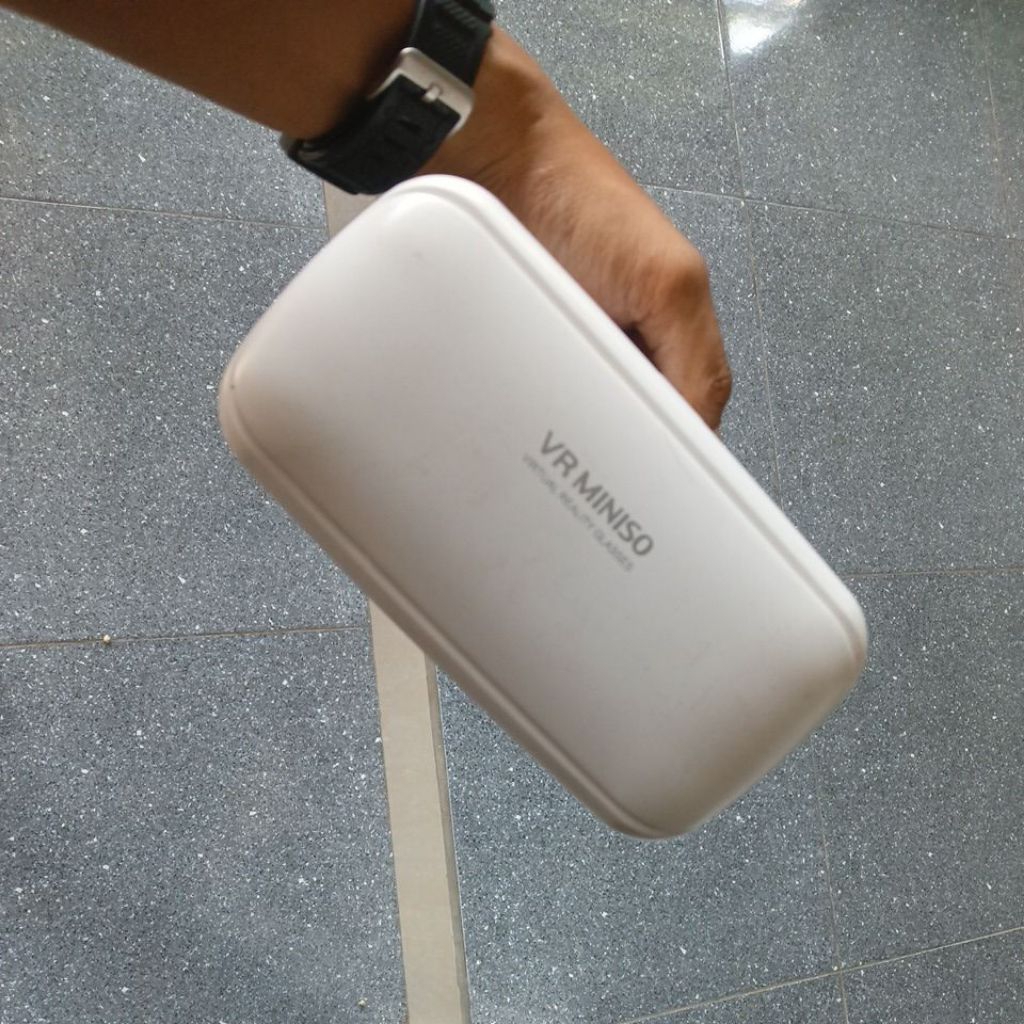Vr Miniso