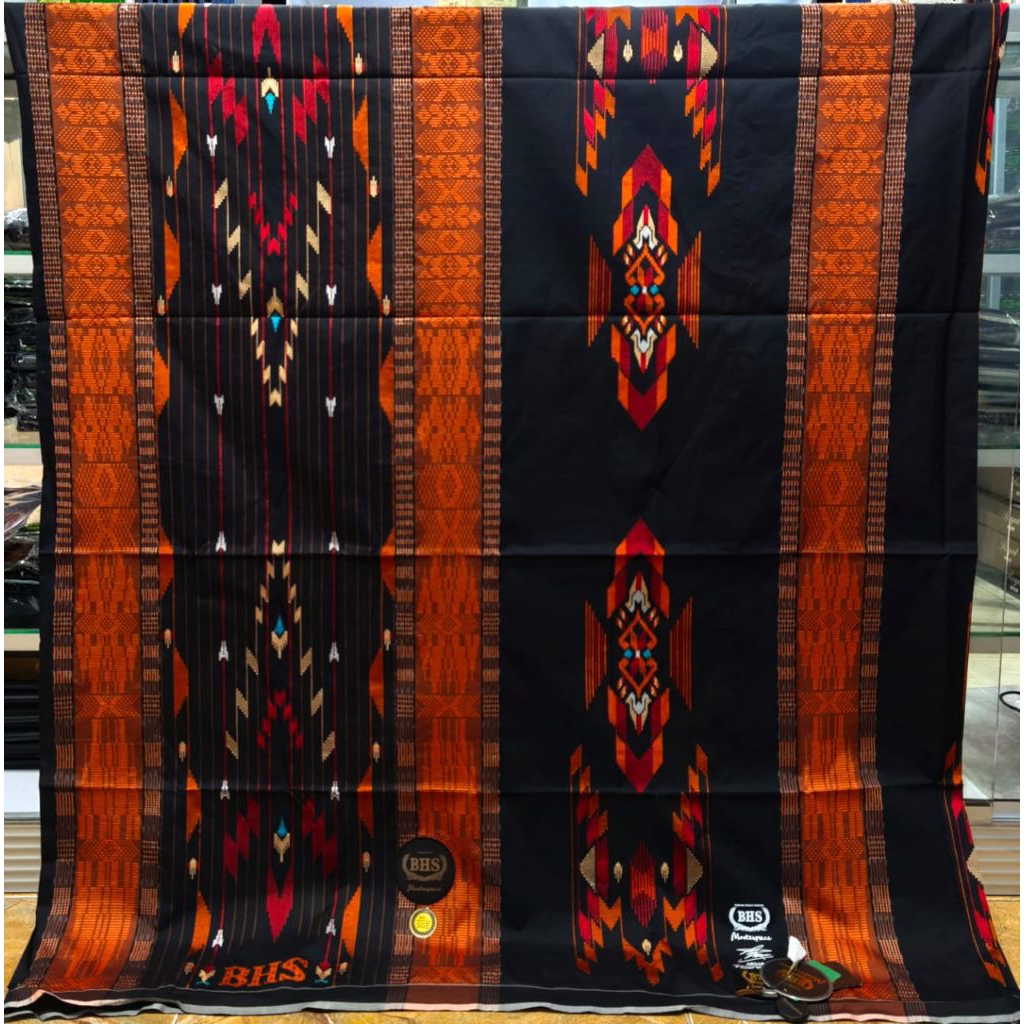 SARUNG BHS MASTERPIECE sge gold hitam