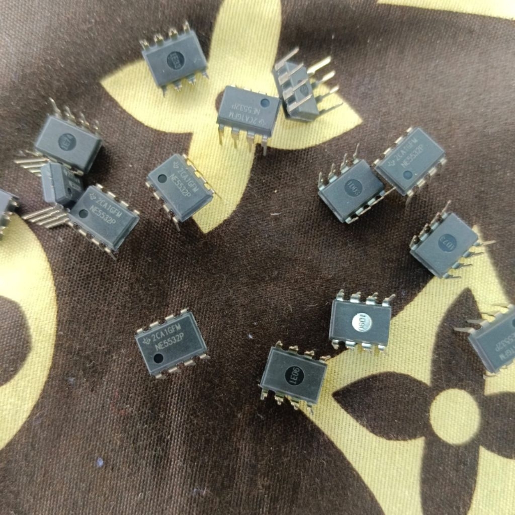 IC NE5532 NE 5532 ORIGINAL TEXAS 1PCS