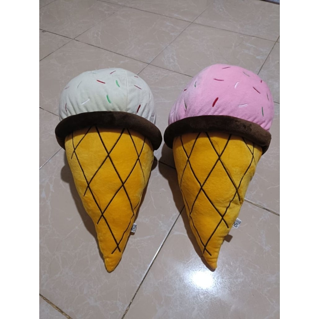 Boneka Bantal Es Cream Cone