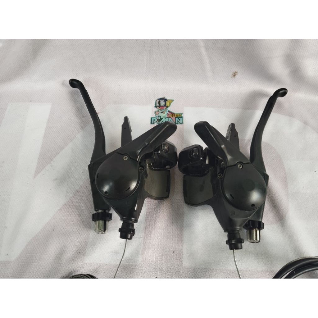 SHIMANO Brake shifter  Acera 8/9 Speed. madein Singapore