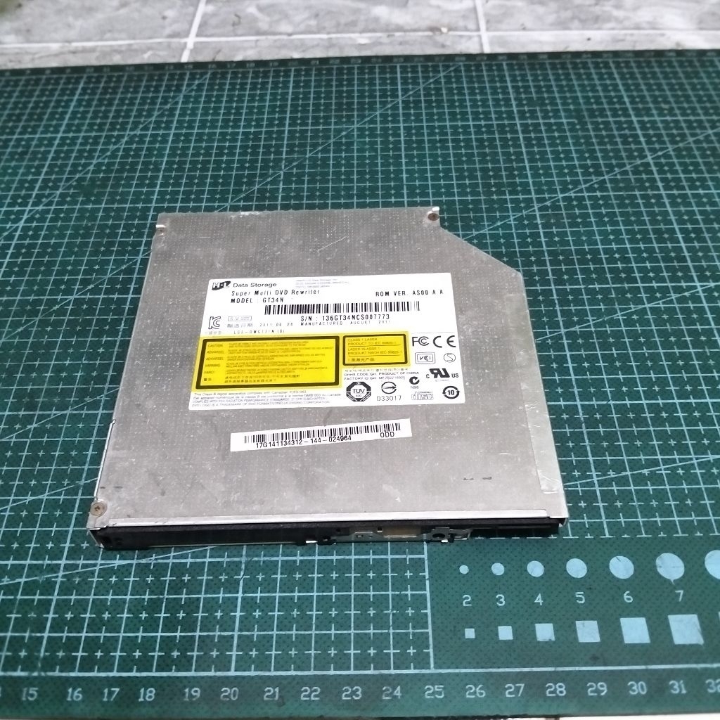 DVD RW Laptop Hitachi LG GT34N Optical Drive Internal Bekas
