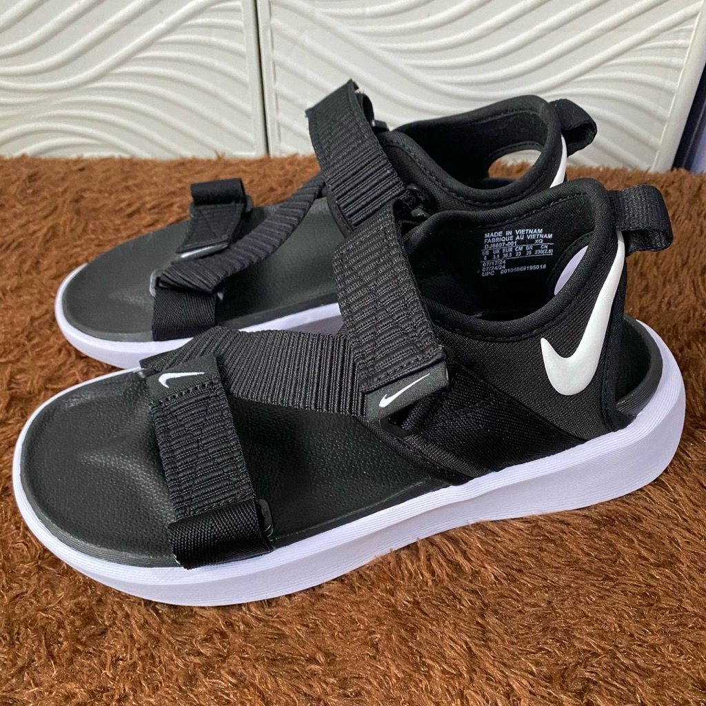 (Preloved) Nike Vista sandal wanita