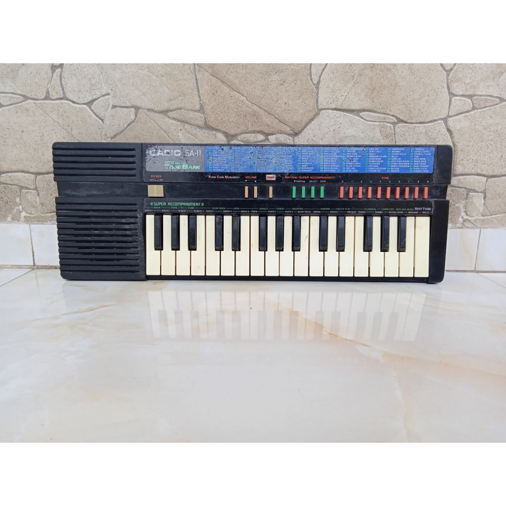 Piano CASIO SA11