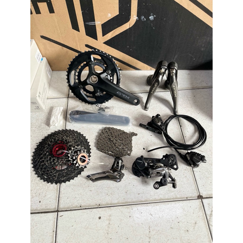 Groupset shimano GRX 2x11 speed - Bekas