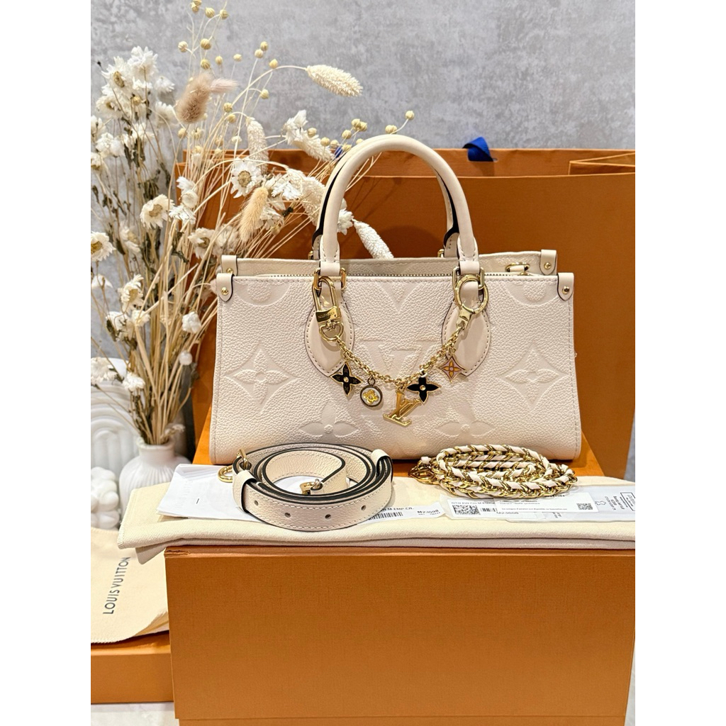 LV OTG East West Empre Creme GHW 2024 Fullset rec Indo free LV Chain Charm