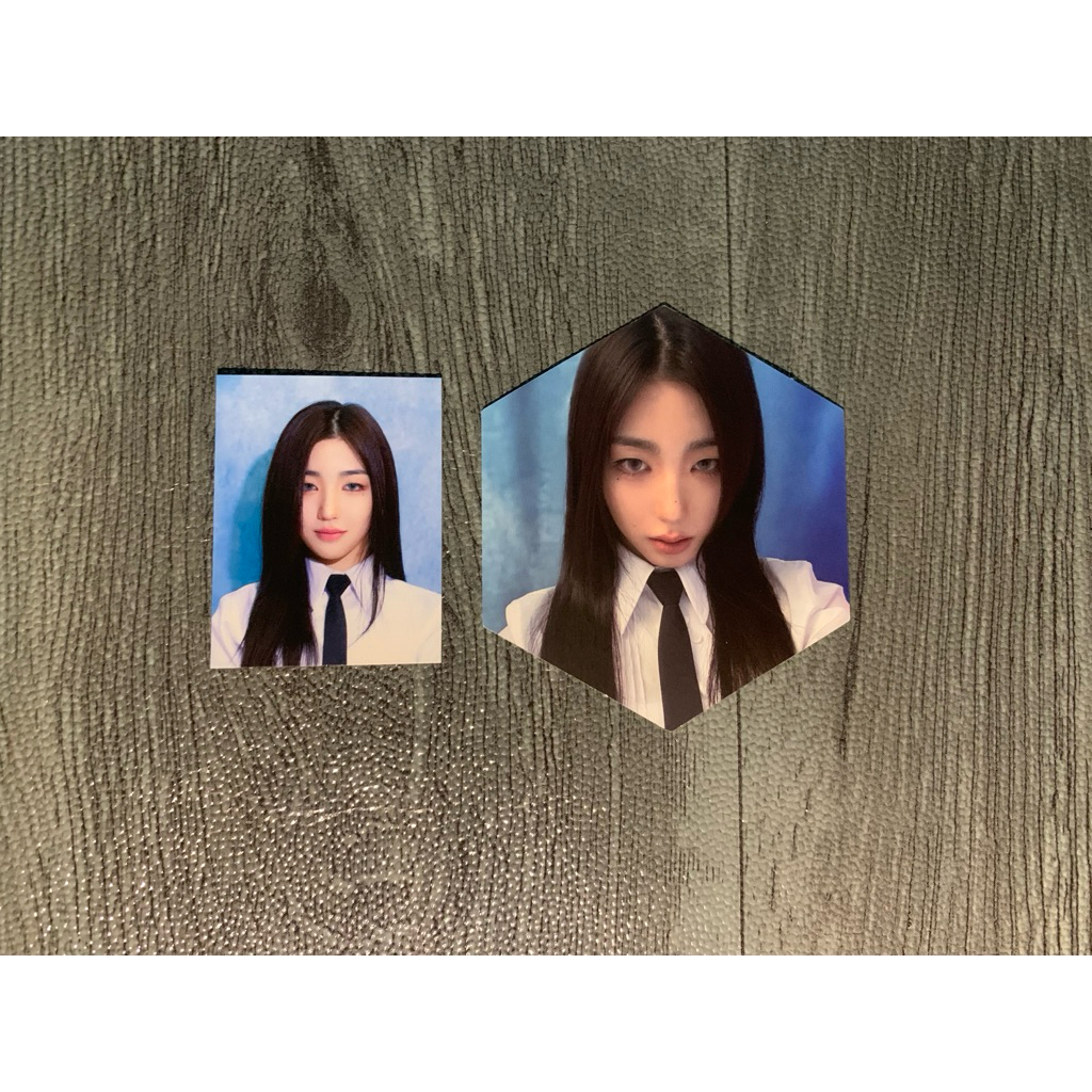 Triples sohyun ASSEMBLE24 ID picture & Symbol Card