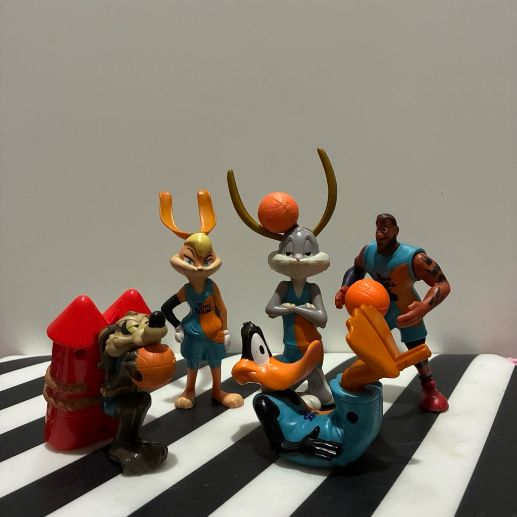 happy meal space jam looney tunes