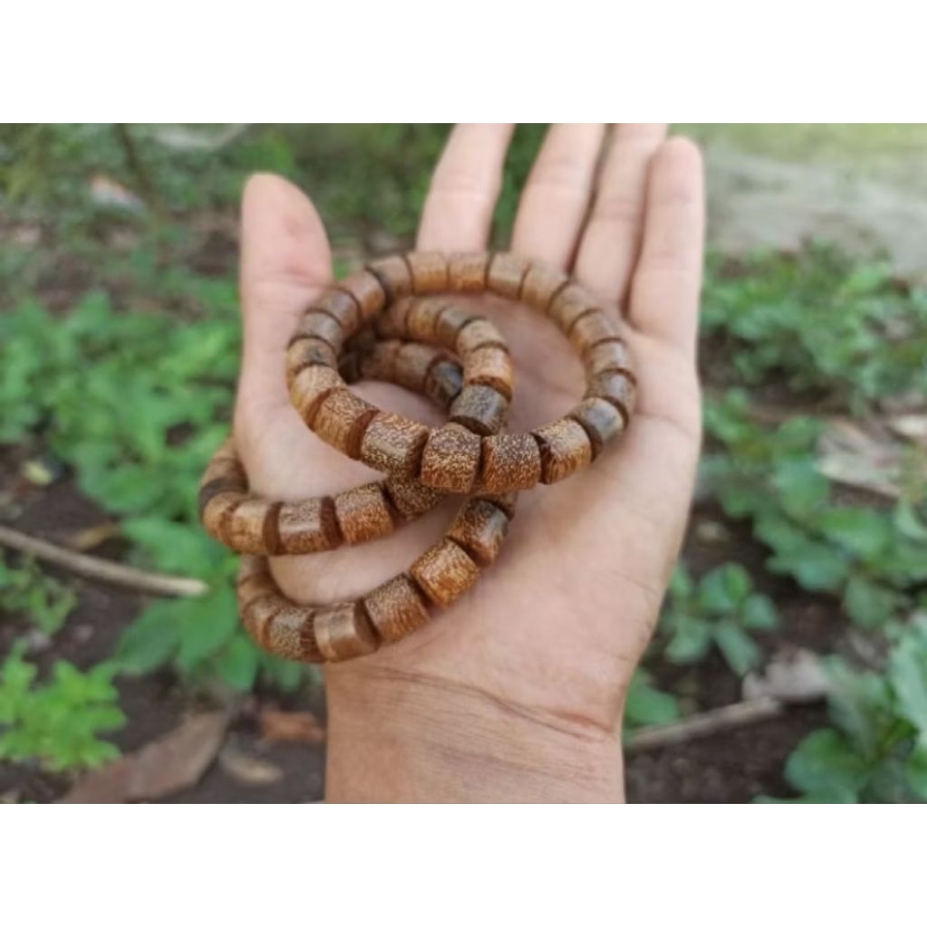 GELANG KAYU ULIN