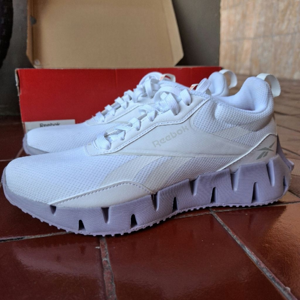 (New) Reebok Zig Dynamica Str Women Wanita Running Shoes Size 38.5