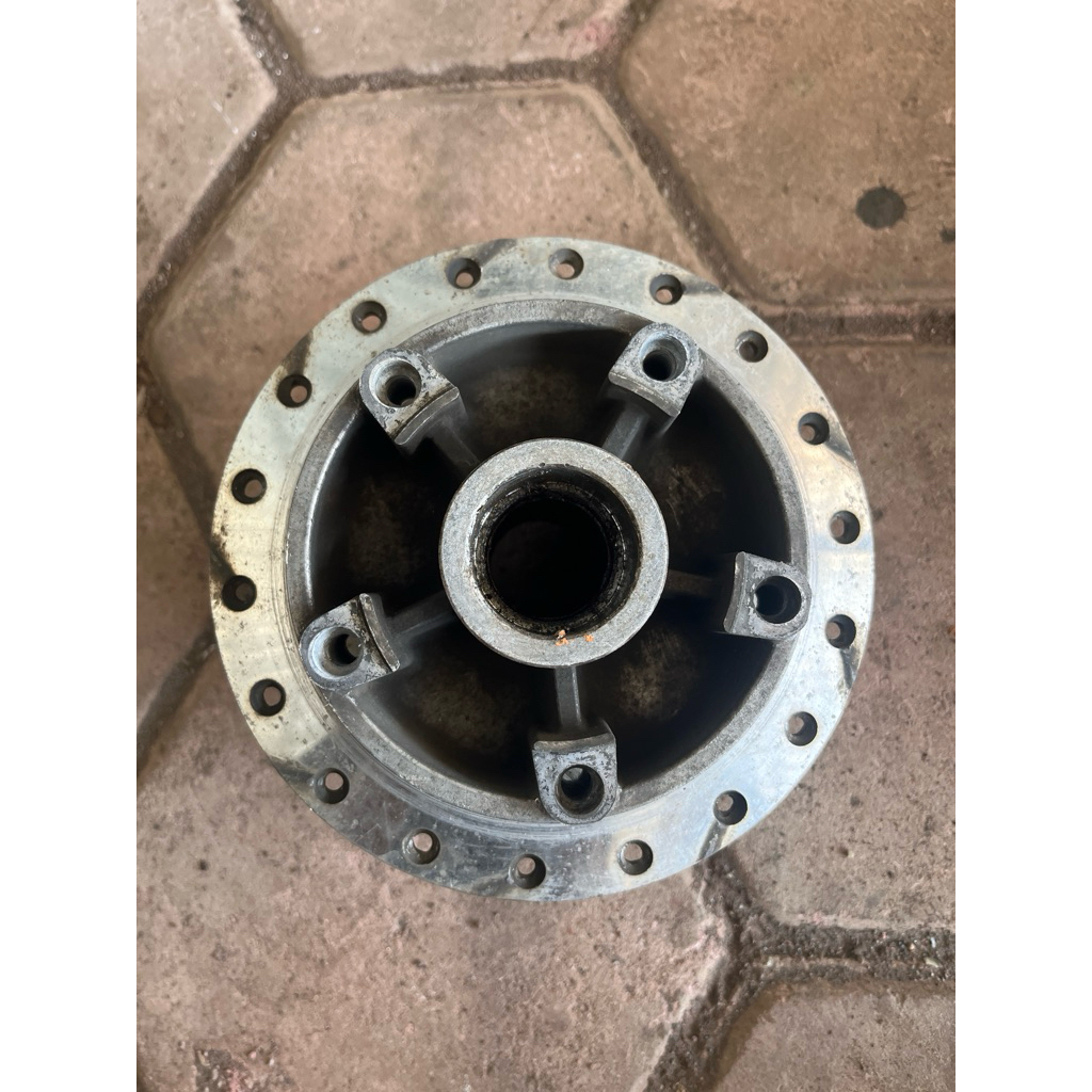Tromol belakang vixion new atau mx king bekas copotan motor