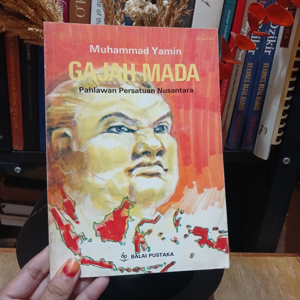 Gajah mada Pahlawan persatuan nusantara - oleh Muhammad Yamin