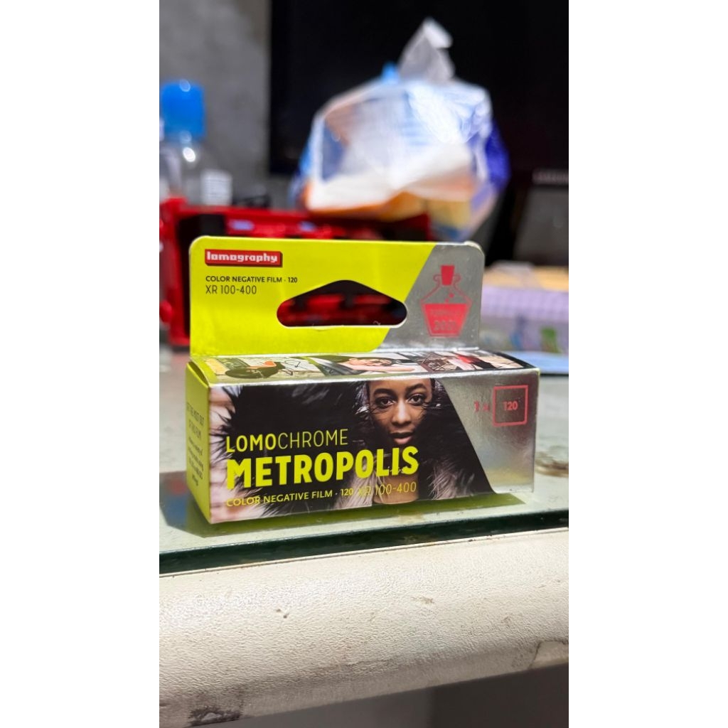 Lomography Metropolis