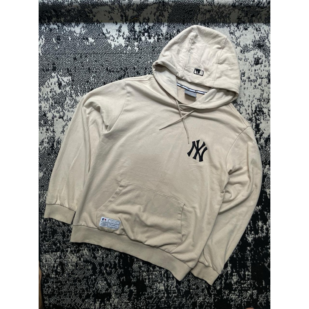 Preloved hoodie Mlb