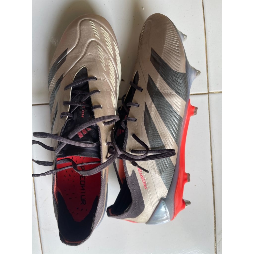 Sepatu Bola Adidas Pre size 45