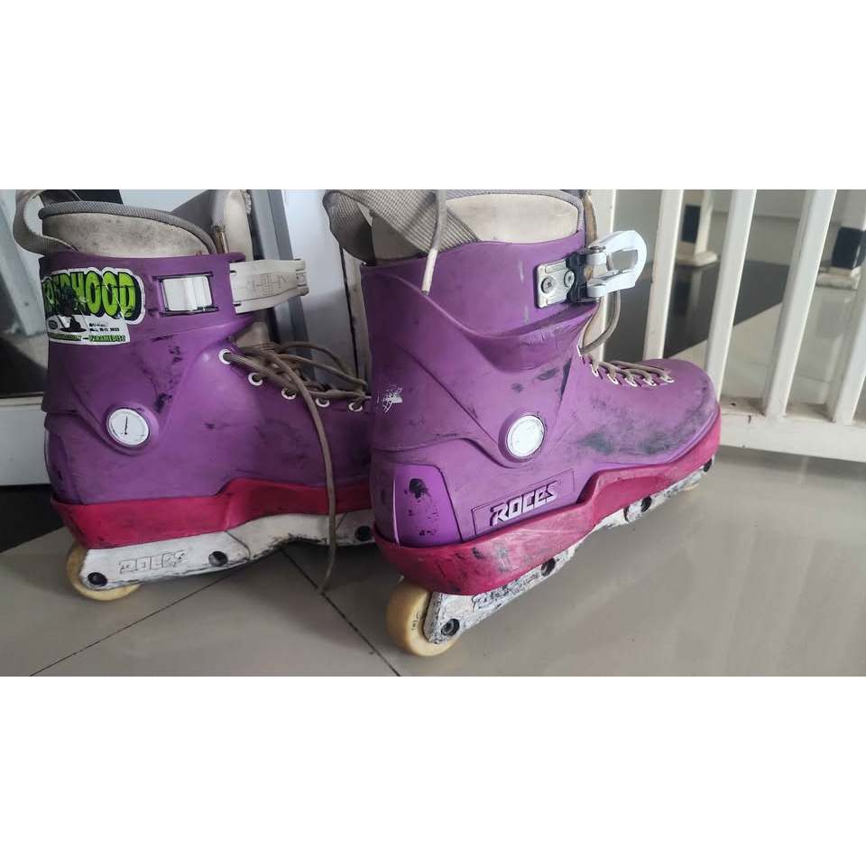 Sepatu Roda Aggresive Inline Skate Roces Ungu  No 41 42