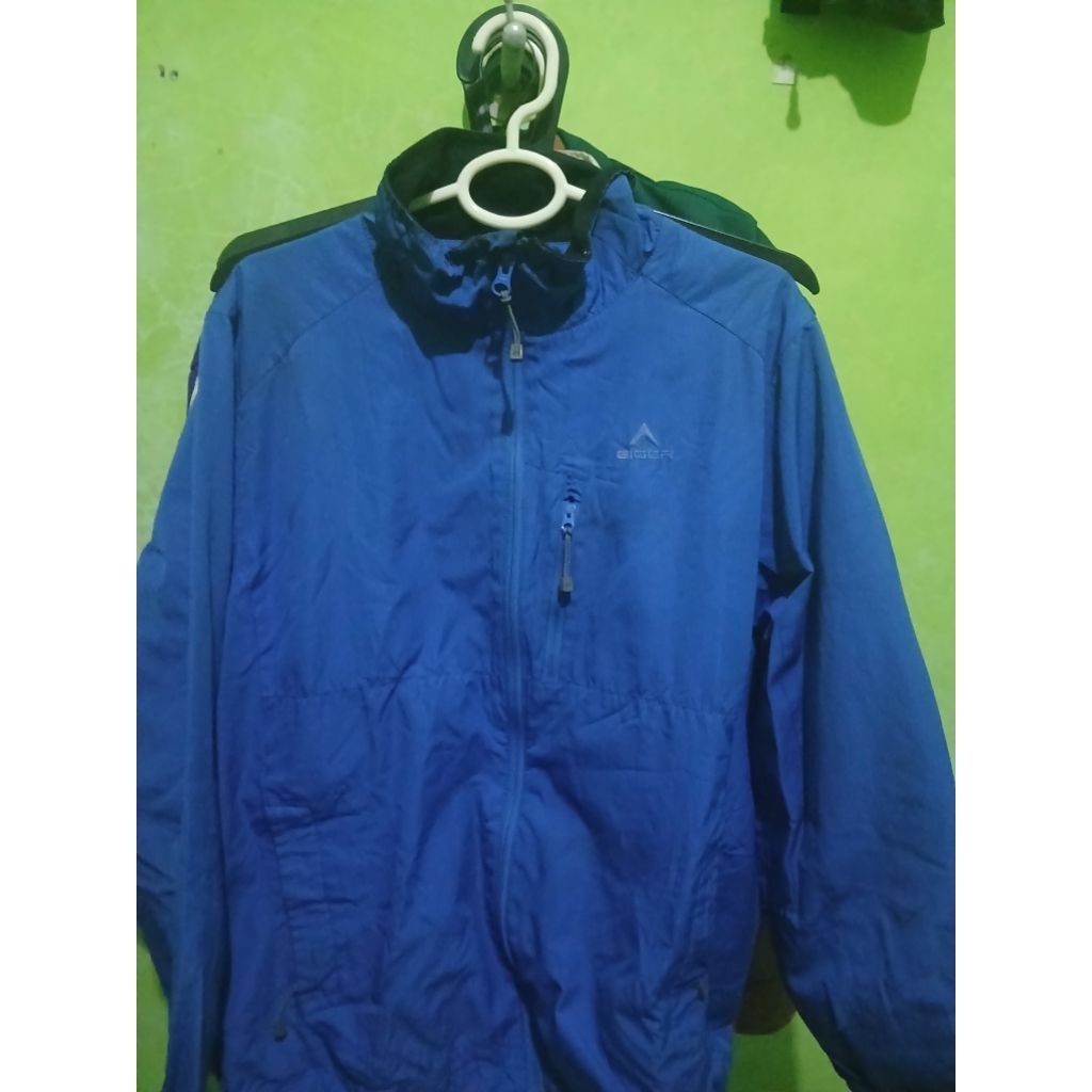 jaket eiger