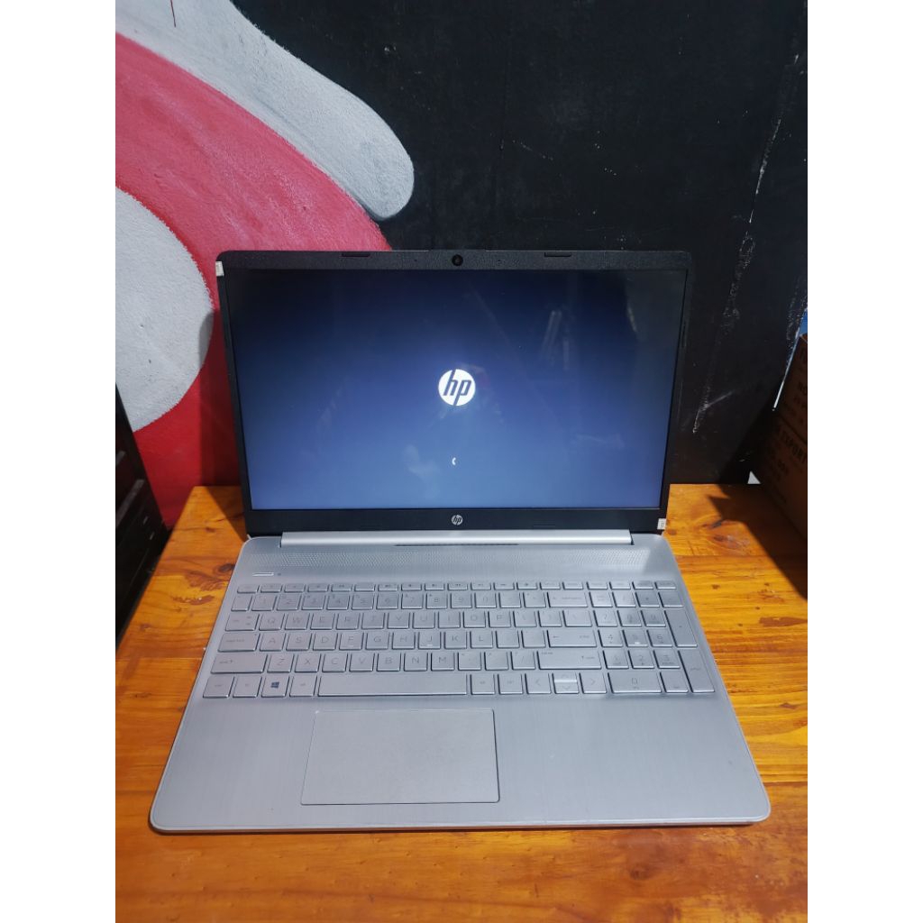 Laptop Hp 15 Intel core i7-1165G7 Intel iris
