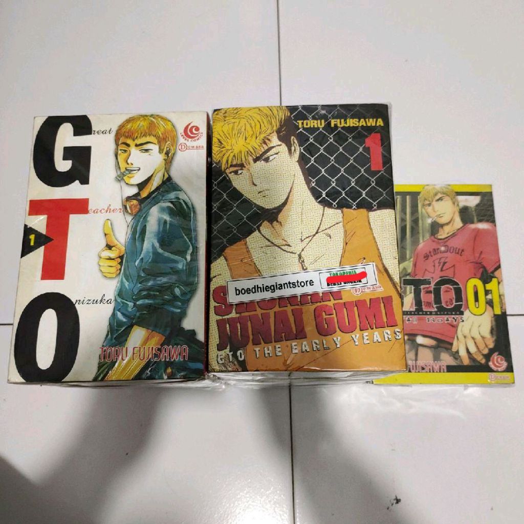 Komik GTO 1-25 tamat +GTO Shonan Junai Gumi 1-15 tamat + GTO Shonan 14 Days 1-9 tamat, Total 49 buku