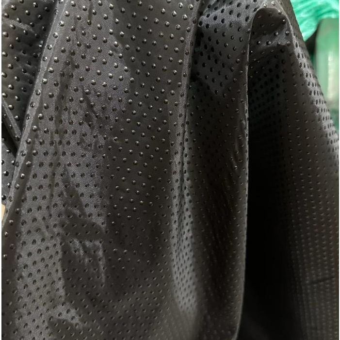 Kain Bintik Anti Slip Alas Bawah Karpet Cocok Untuk Alas SajadaH