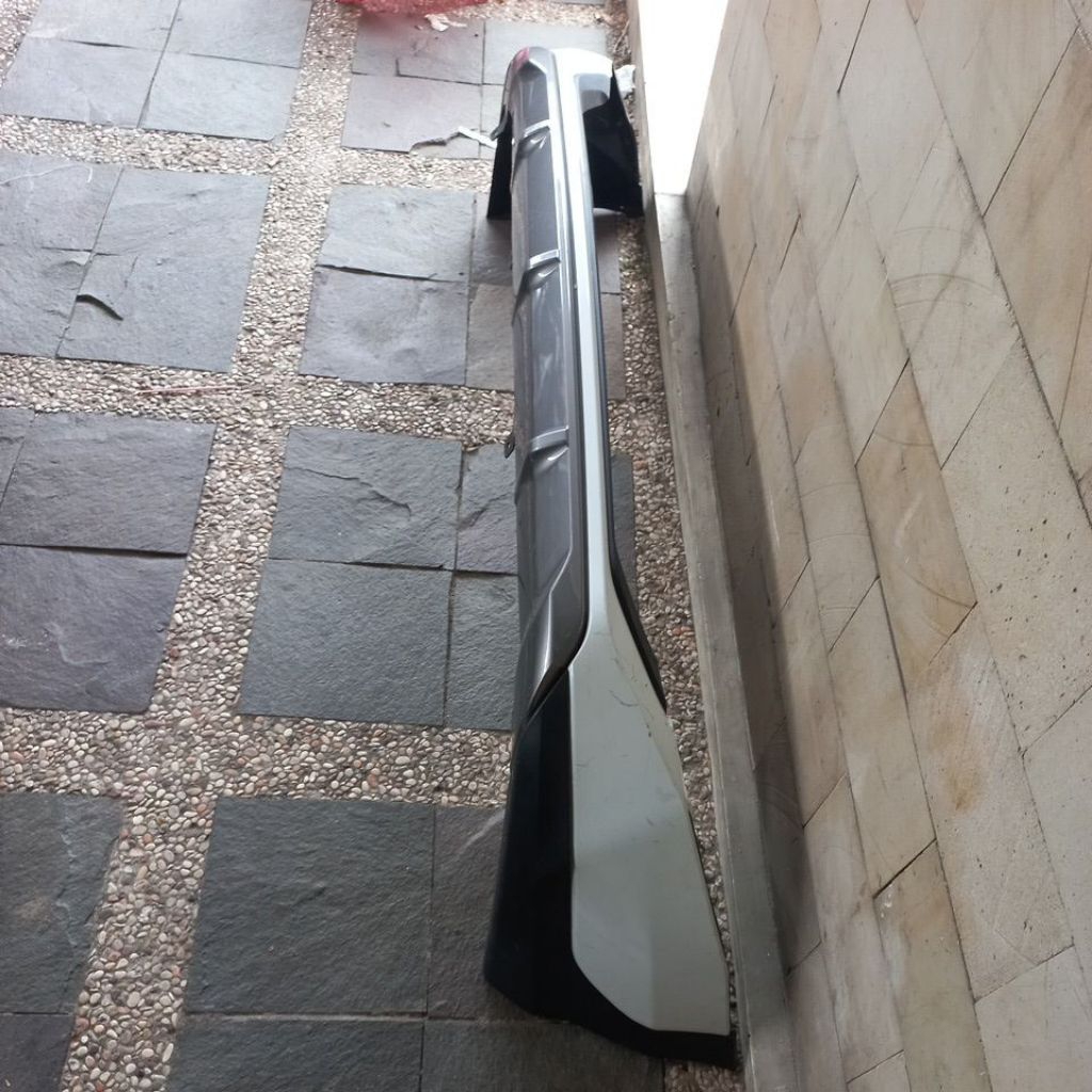 BODY KIT SPOILER BAWAH BEMPER DEPAN TOYOTA YARIS CROSS 2023 sd 2024 ORIGINAL