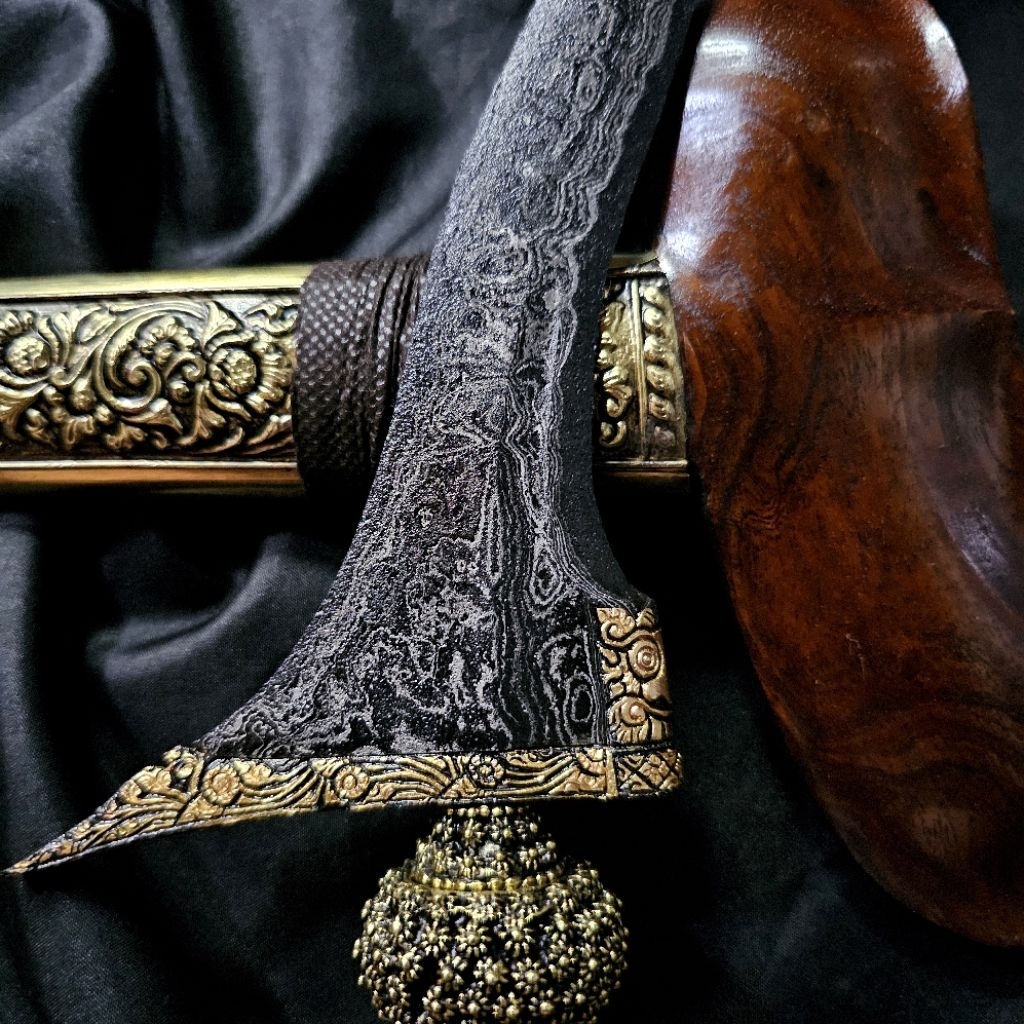 Keris Pulanggeni Luk 5 Kinatah Makoro Dwipamor Untu Walang Wiji Timun