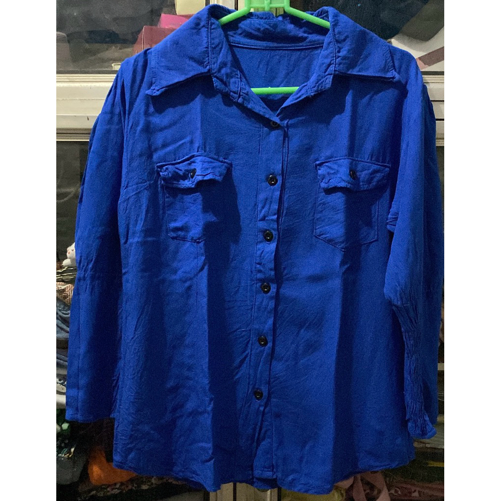 Preloved Kemeja Wanita Biru Elektrik