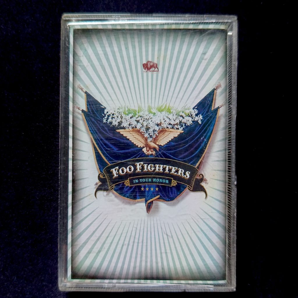 Kaset Foo Fighters - In Your Honor