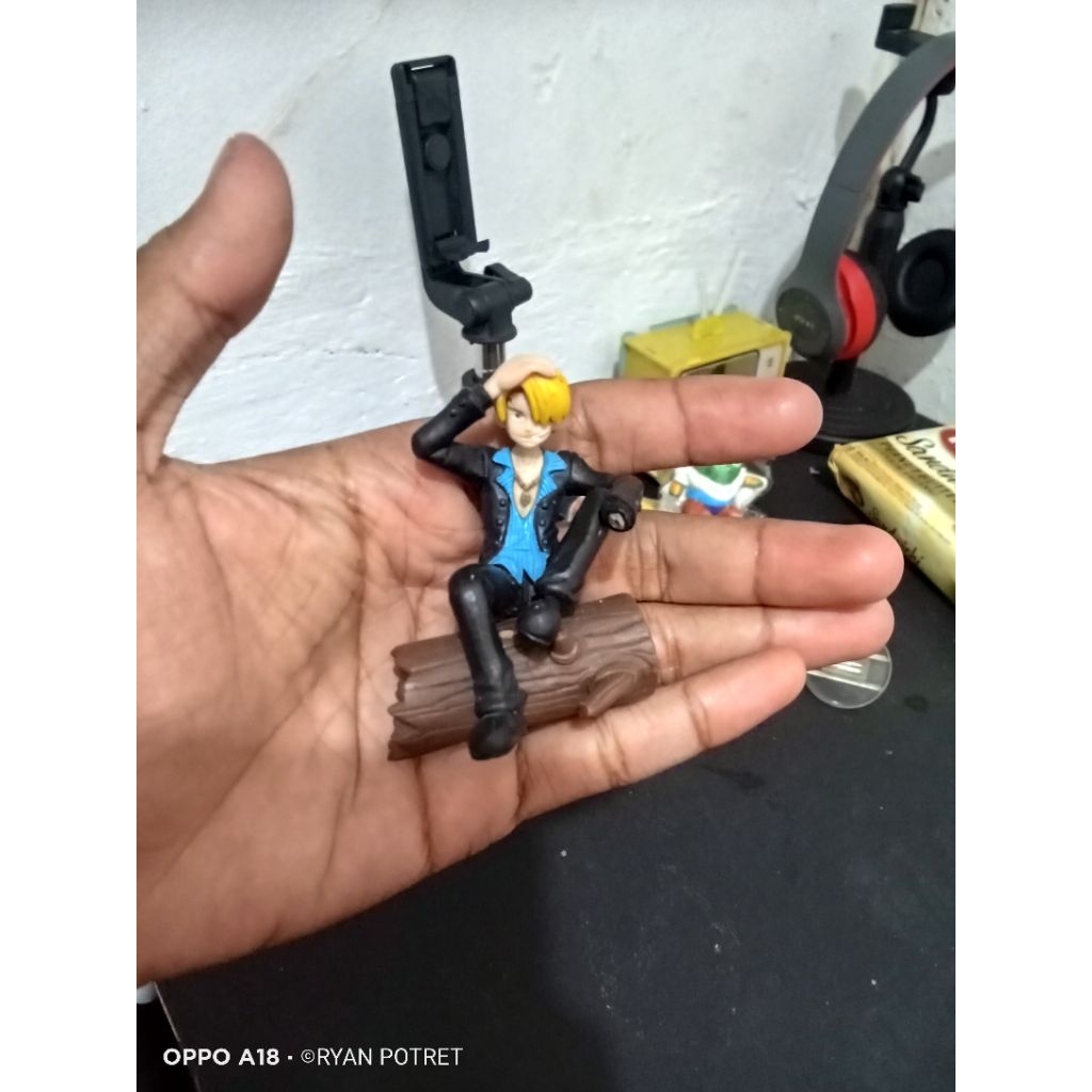 ACTION FIGUR SANJI ONE PIECE ORIGINAL (PRELOVE/BEKAS)
