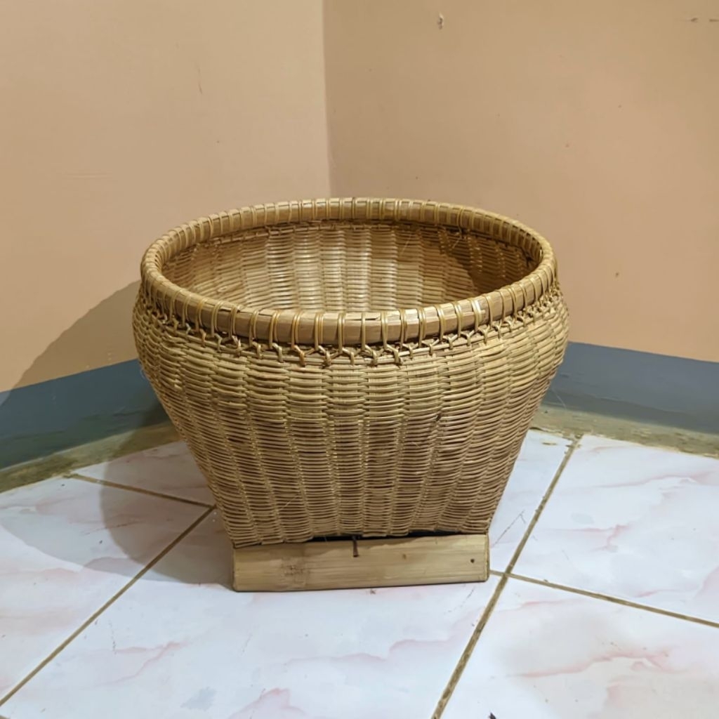 Rinjing Bambu/Tenggok Anyaman Super Ukuran Sedang