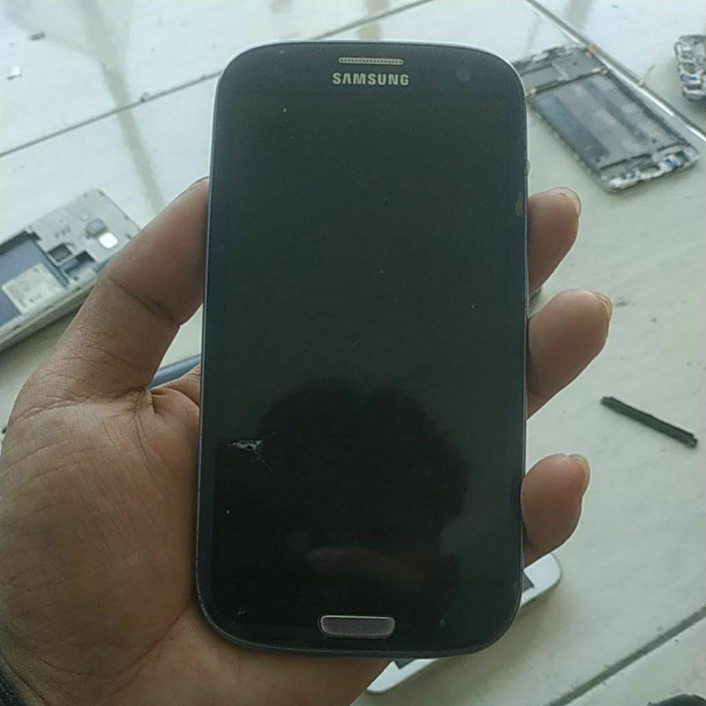 LCD + FRAME BEKAS SAMSUNG GALAXY S3/GT-I9300