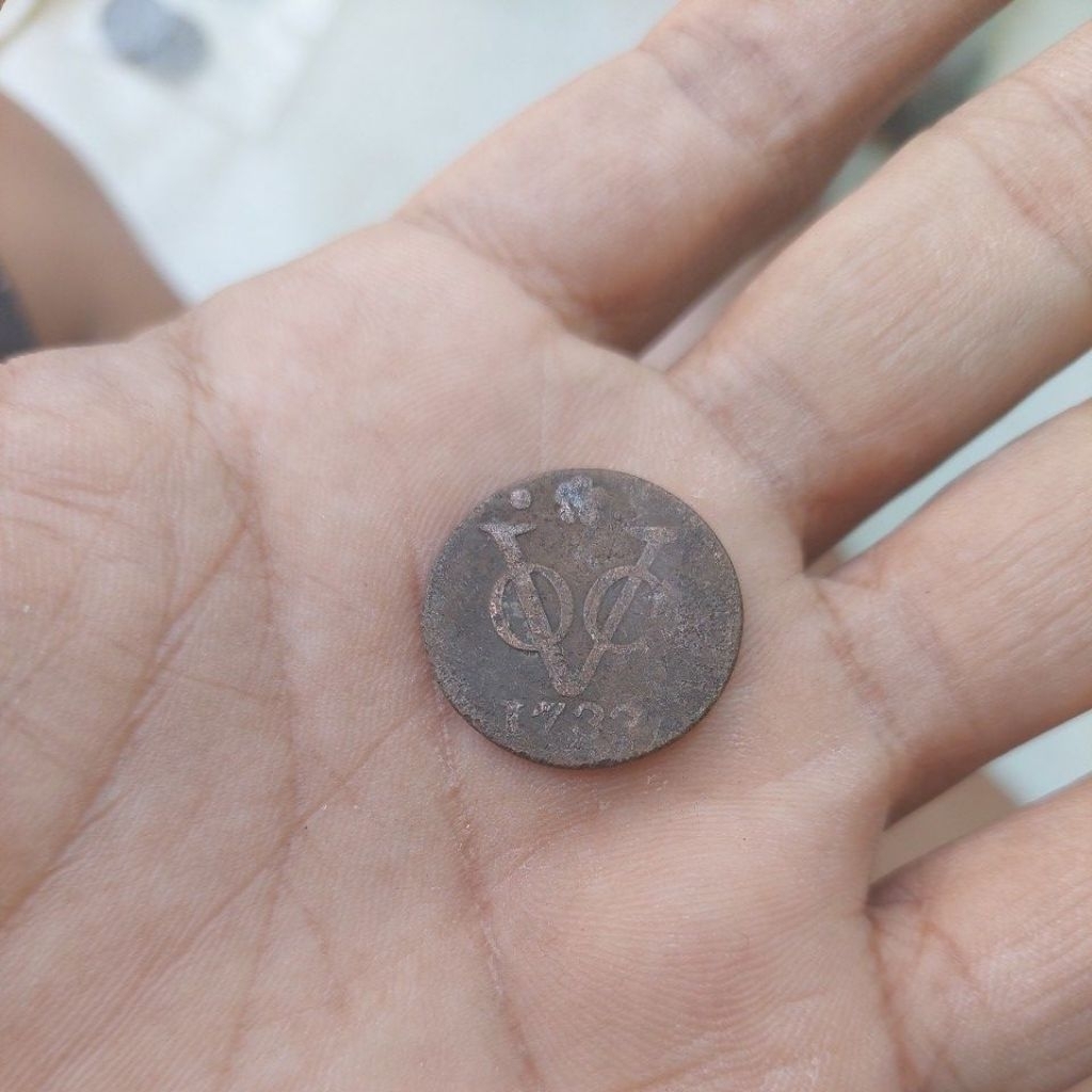 koin voc Holland tahun 1733 fine aja.
