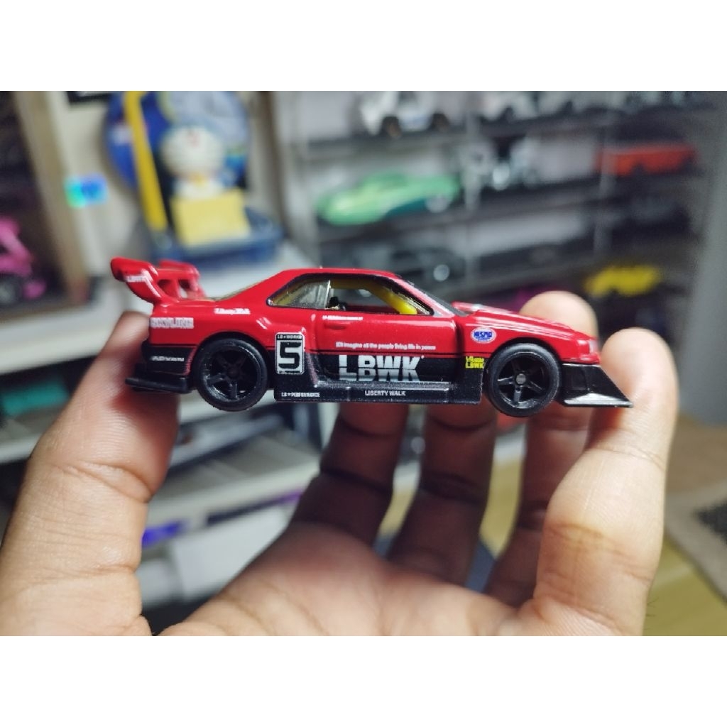 Hotwheels LBWK r34 super silhouette nissan skyline