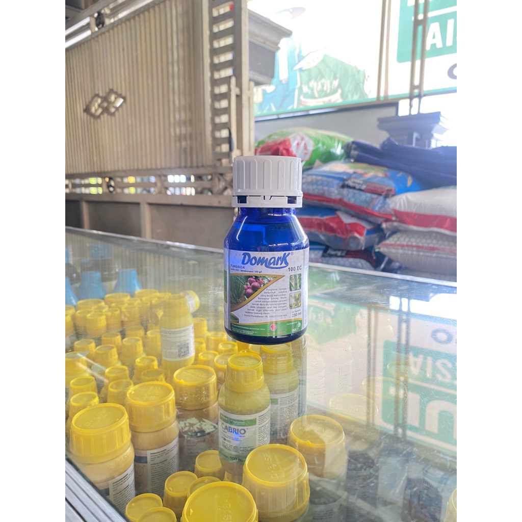 Fungisida DOMARK 10EC 250ml MKD