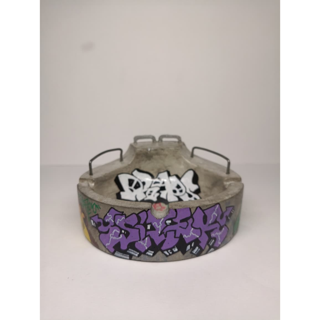 ASBAK/ASHTRAY SKATEPARK GRAFFITI