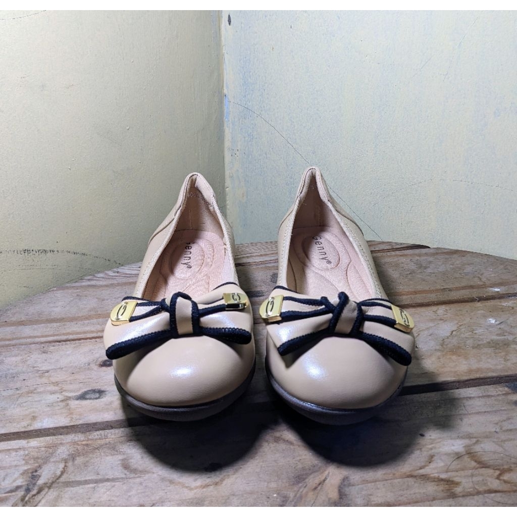 Flat Shoes Original Genny