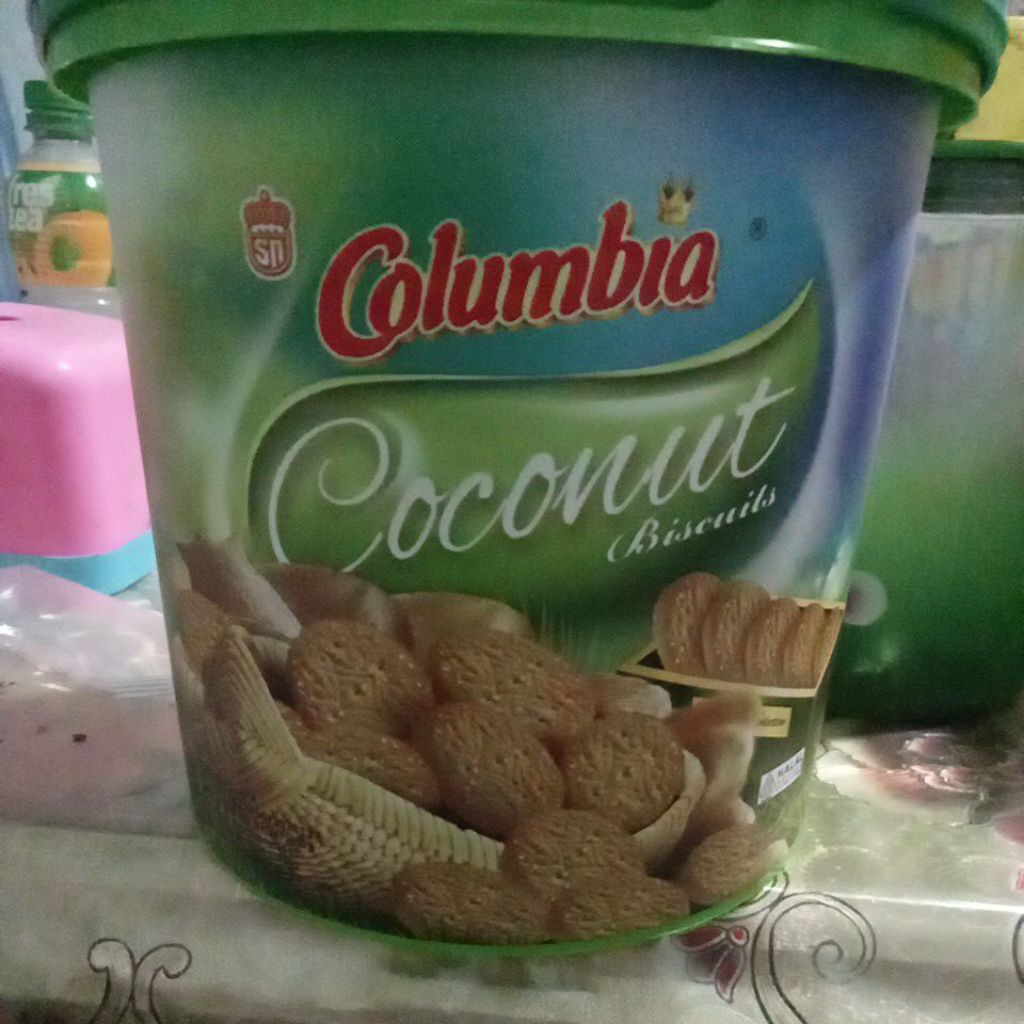 Biskuit kelapa Columbia