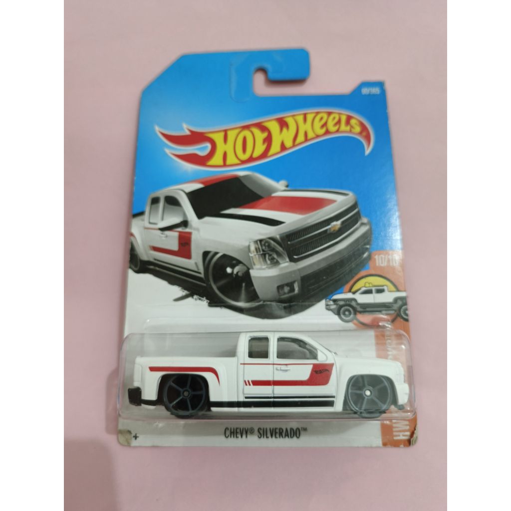 HOTWHEELS CHEVY SILVERADO