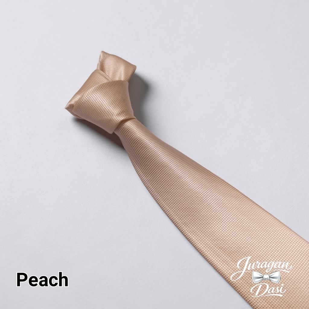 Dasi Pria Dasi Kantor Dasi Motif Kotak Halus Peach