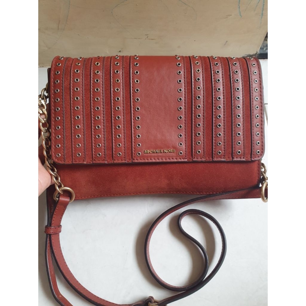 MK sling Bag