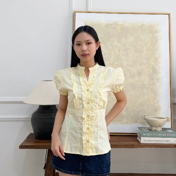 EVERCLO - Estee Ruffle Top - Atasan Blouse Polos Wanita Lengan Pendek