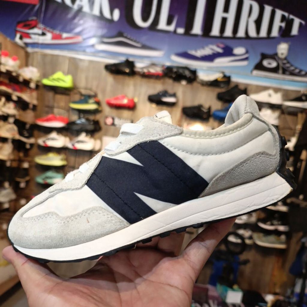 Nb 327