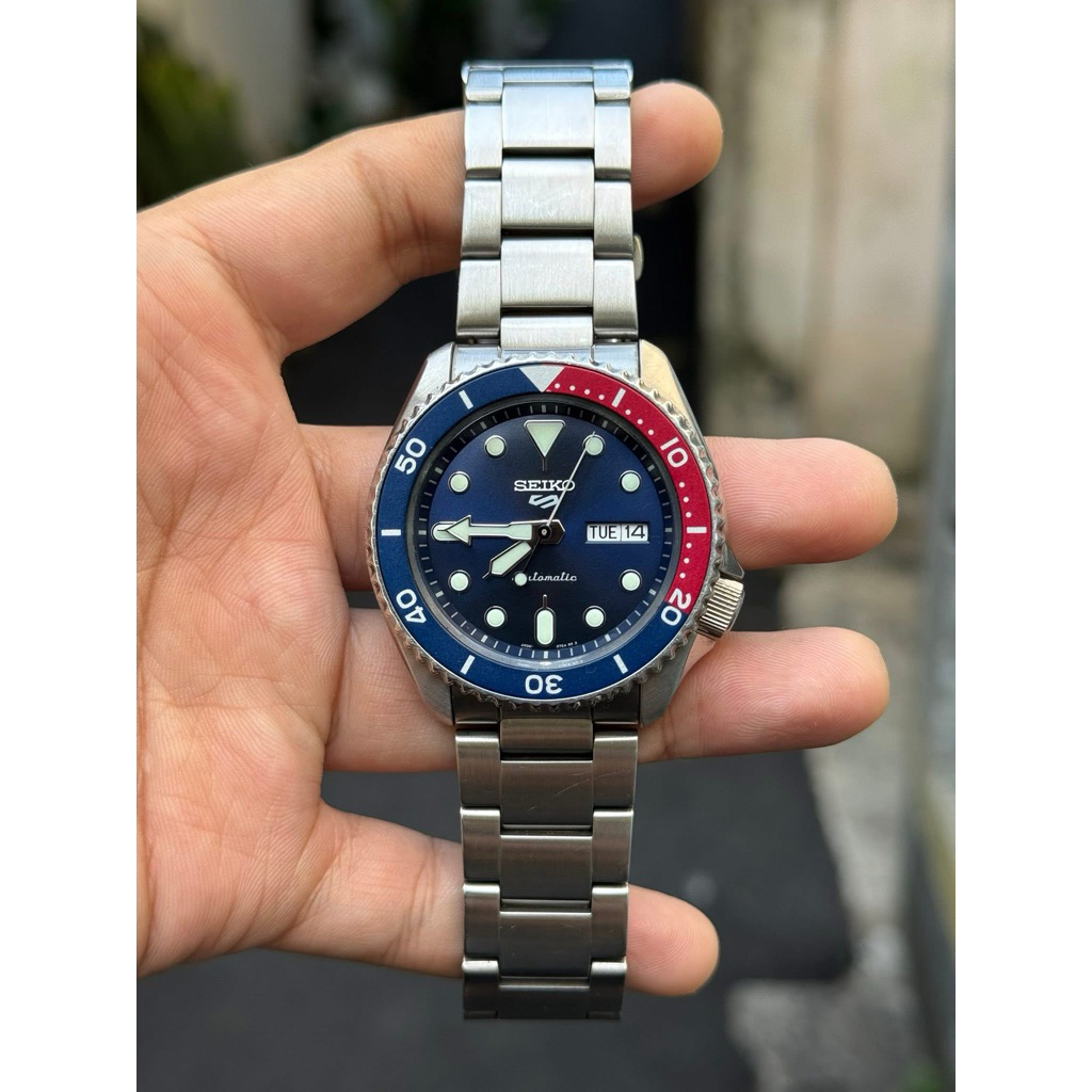 Seiko 5 Sports Pepsi