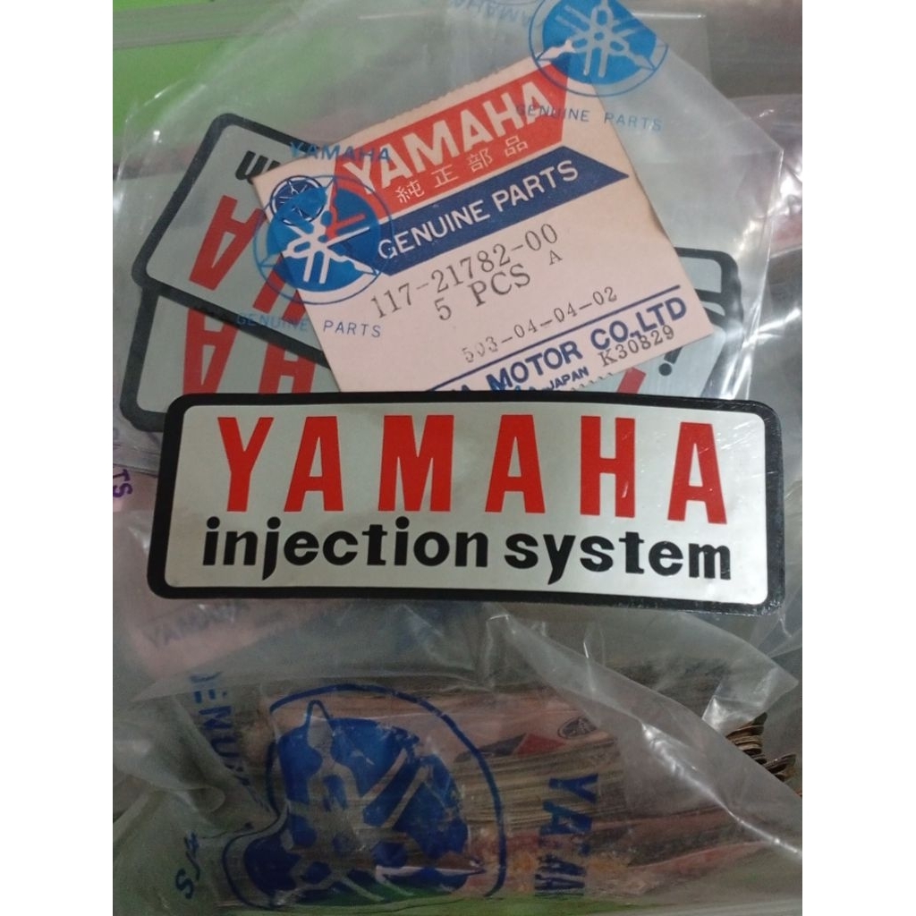 Decal Side Cover Stiker Logo Emblem Sticker Oli Samping Yamaha 50 U5 70 U7 YL2 YL2C G7S CS2 L5TA Tra