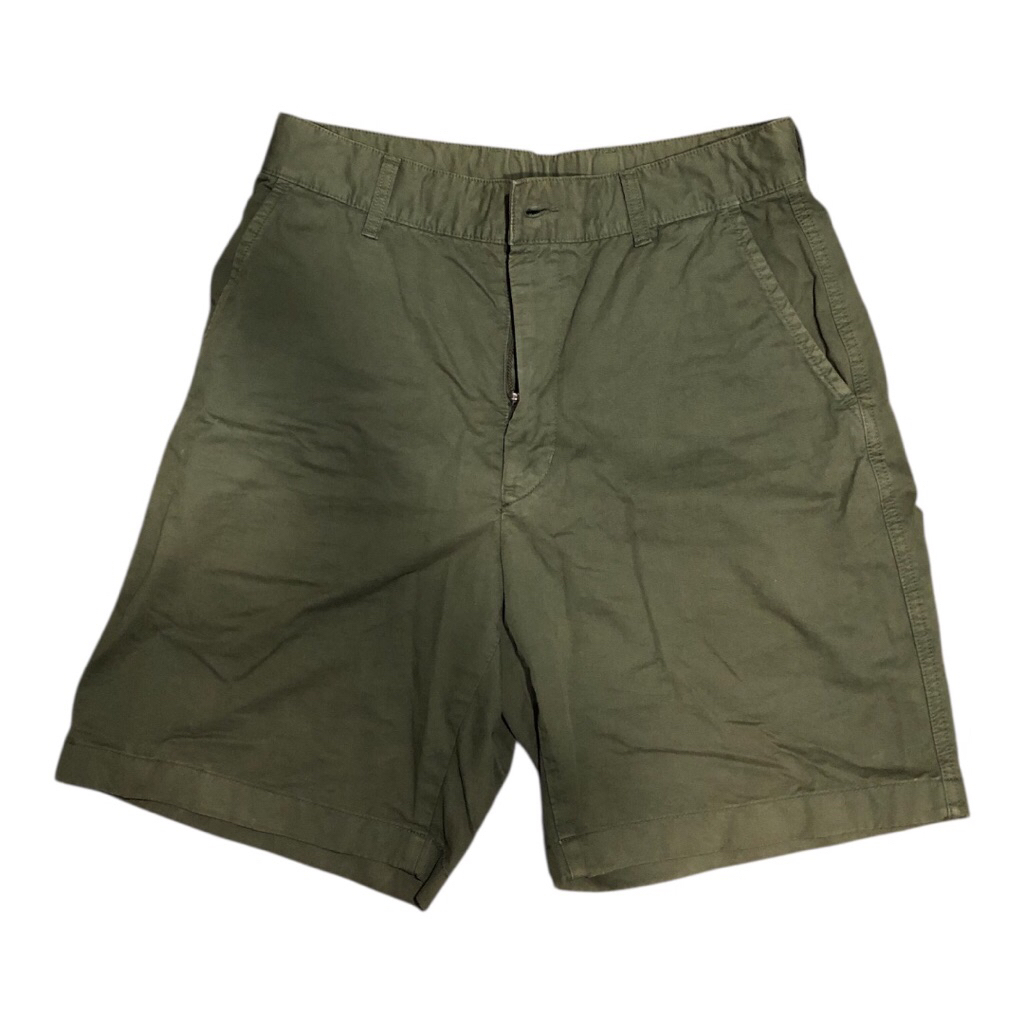 Celana Uniqlo Chino Shorts Original - Olive Green - Size S