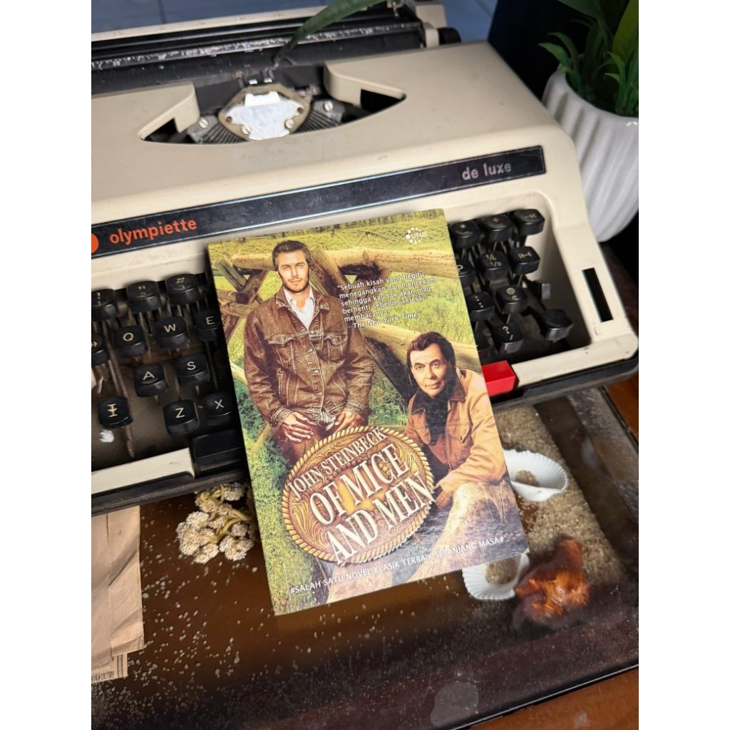 Buku Of Mice And Men - John Steinbeck